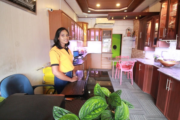 Aluminium Pantry Cupboard in Sri Lanka