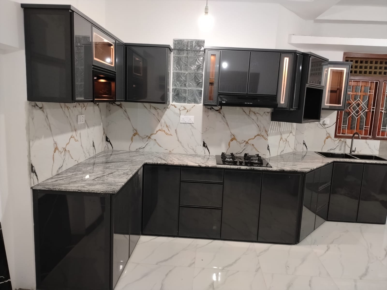 Aluminium Pantry Cupboard in Sri Lanka