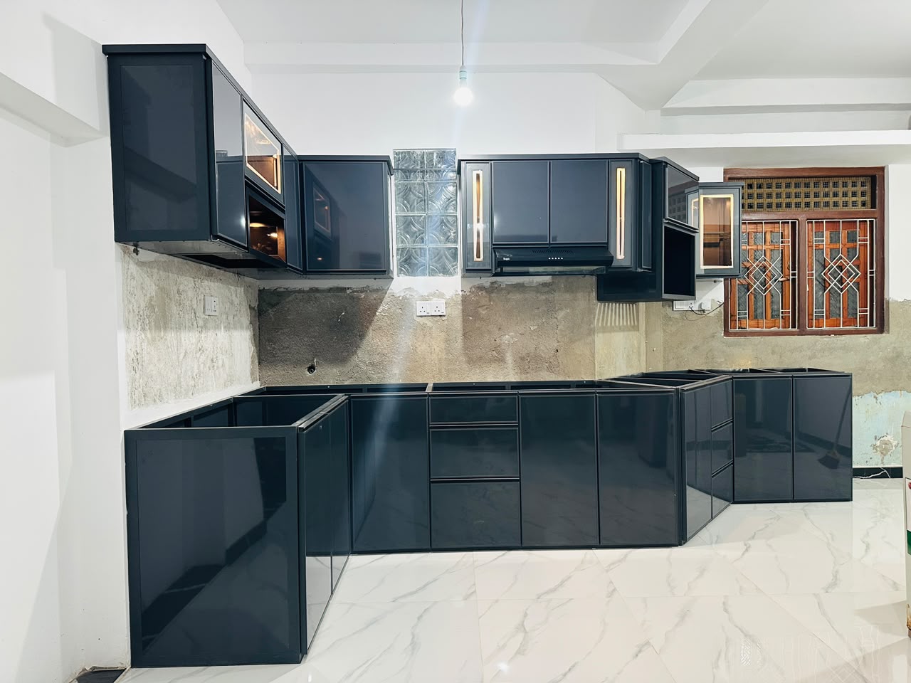 Aluminium Pantry Cupboard in Sri Lanka